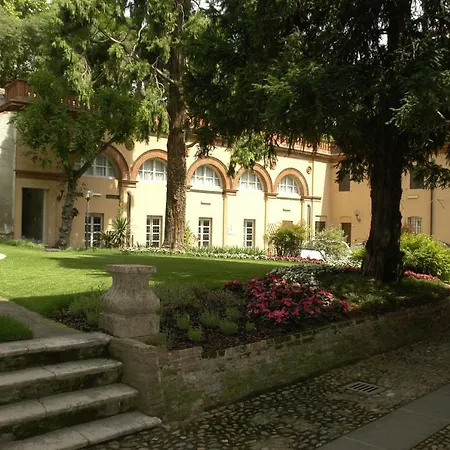 In Centro Aparthotel 3*