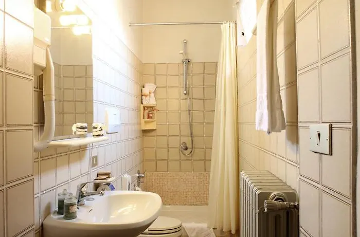 In Centro Ξενοδοχείο με διαμερίσματα Μάντοβα