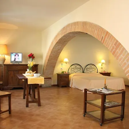 In Centro Aparthotel Mantova